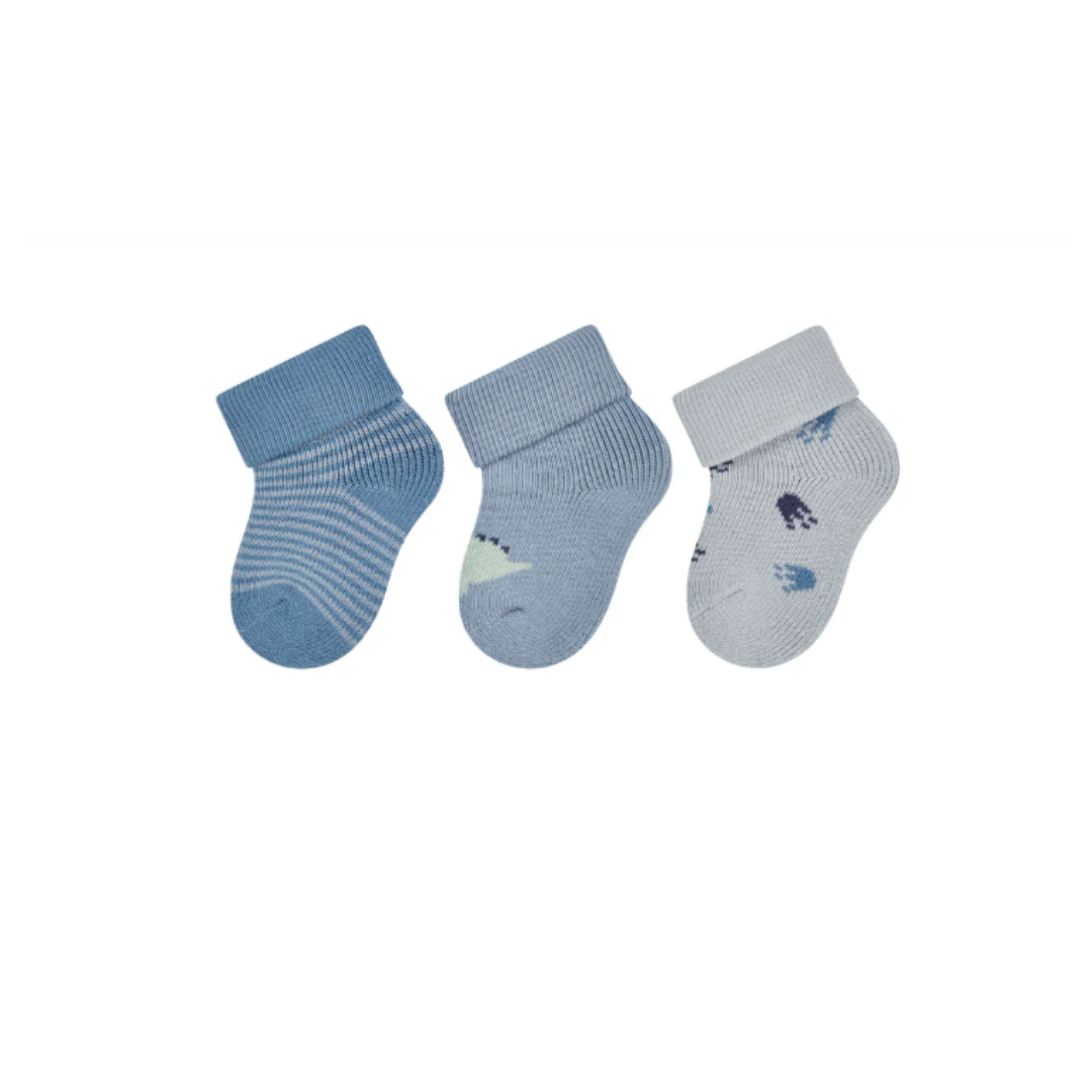 Tre paia di calzine Sterntaler per neonato con risvolto, in morbido cotone, motivo Dino in toni blu e grigi.
