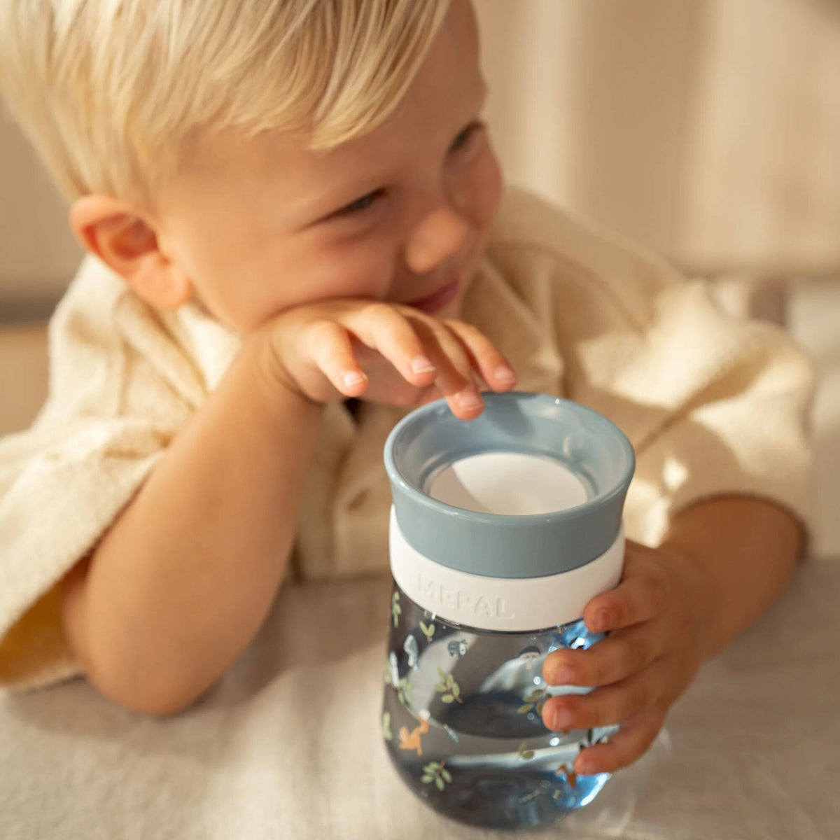 Bicchiere antigoccia 360° Little Dutch Mepal Mio per bambini dai 9 mesi