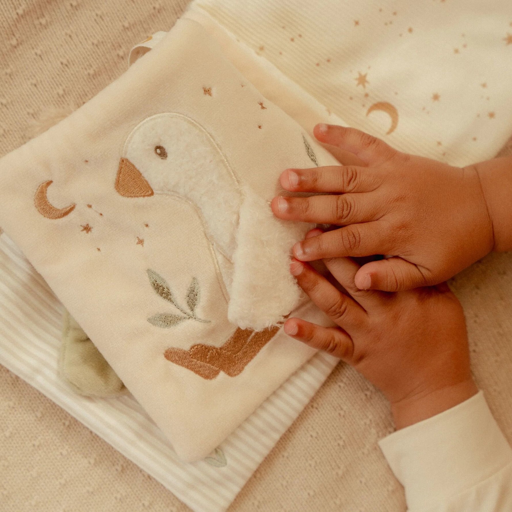 Etichette tattili del libro sensoriale Little Dutch Newborn Naturals