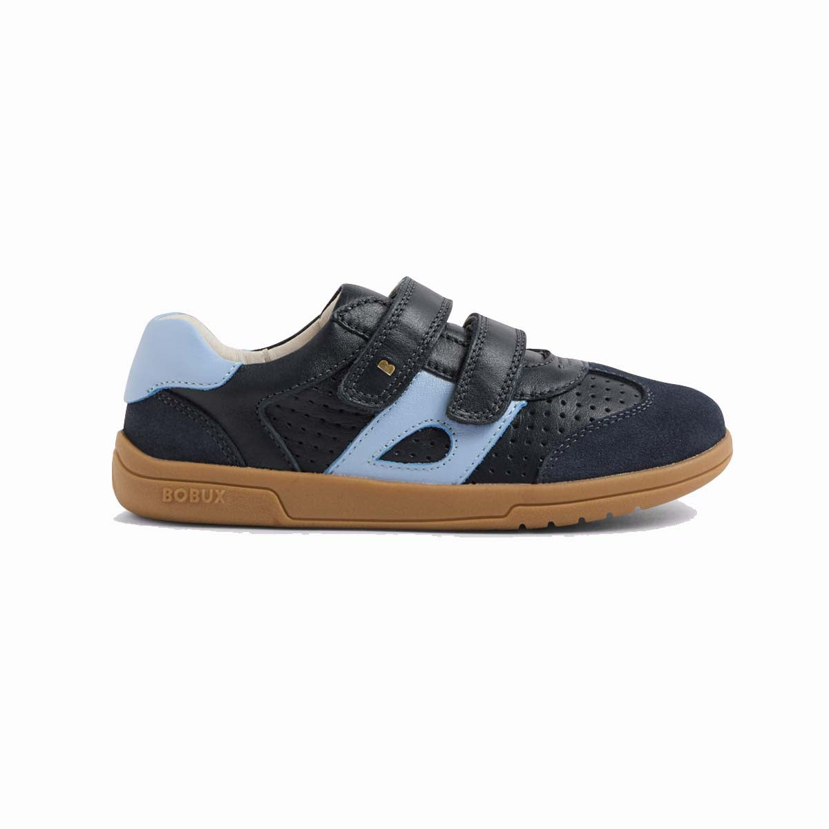 Sneaker Bobux Kid+ Titan Navy in pelle blu con pannello e tallone azzurri, doppio velcro e suola color miele