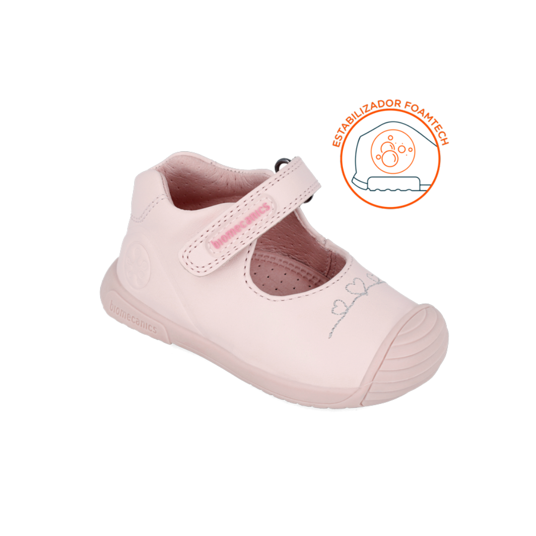 Scarpe primi passi Biomecanics BPTIN Urban Kiss SAUVAGE in pelle rosa con chiusura in velcro e suola super flessibile.