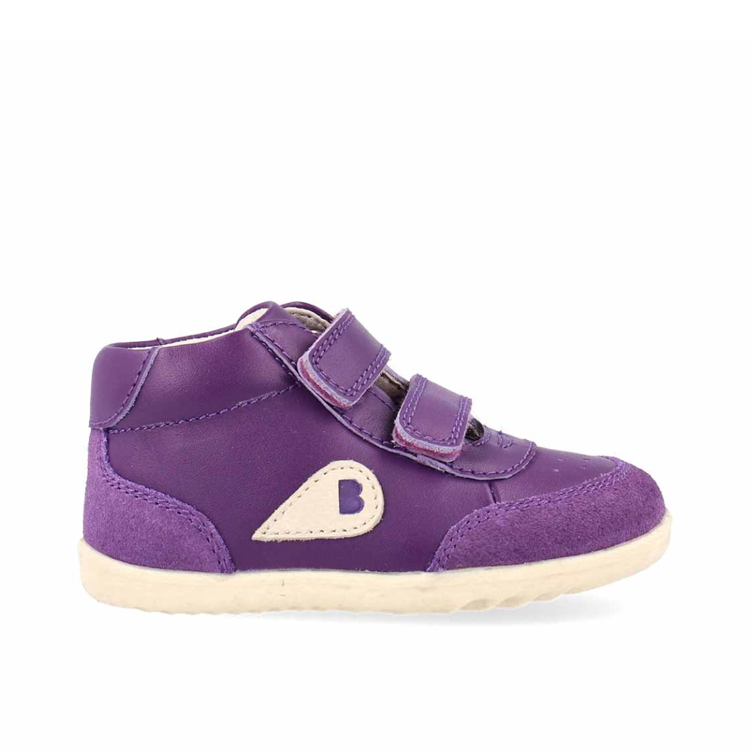 Scarpe Bobux Step Up Champ High in pelle viola Murasaki con dettagli in suede e chiusura a doppio velcro, suola flessibile, ideali per i primi passi delle bimbe.