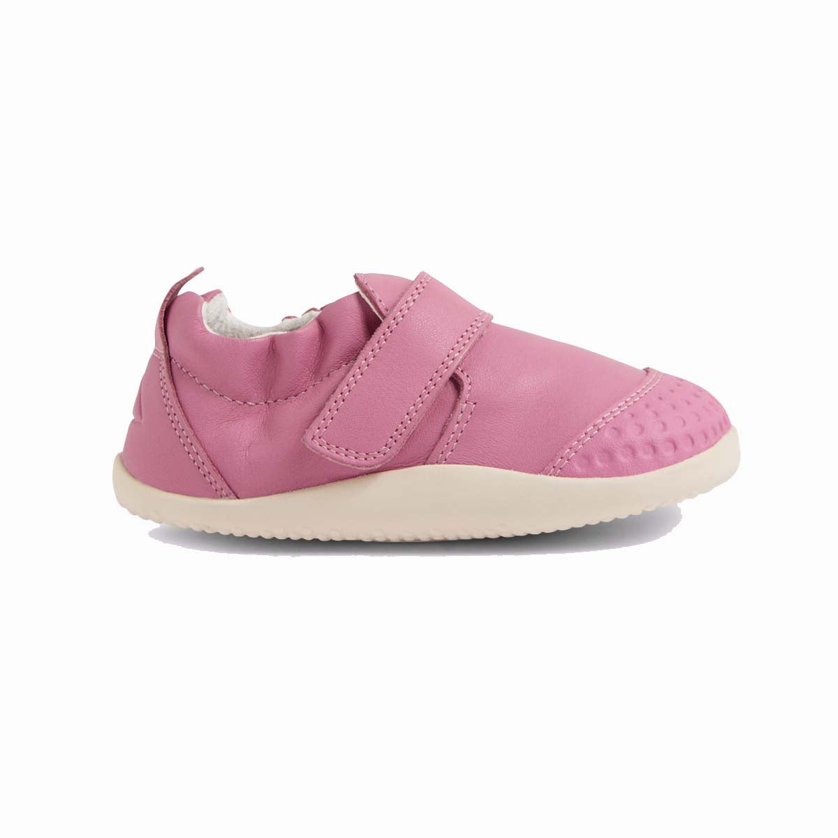 Bobux Xplorer Go Cashmere Rose scarpa primi passi in pelle rosa intenso con strap in velcro
