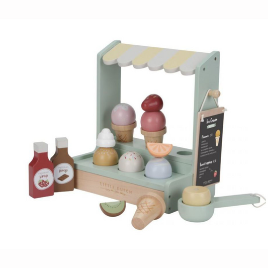 Set completo della gelateria in legno Little Dutch, con coni, palline di gelato e bottiglie di sciroppo in legno.