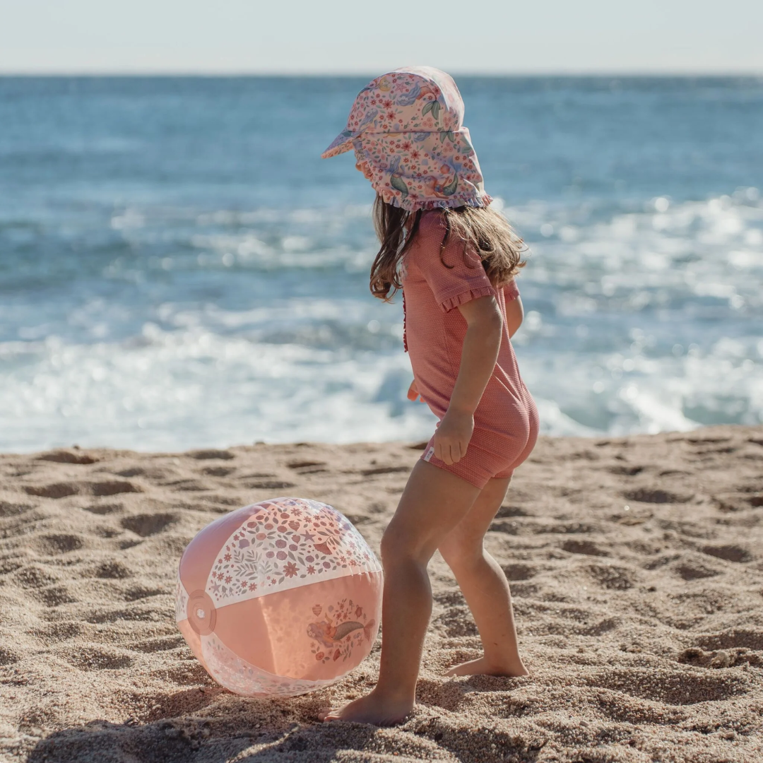 Cappello Little Dutch rosa con copri collo e stampa sirene per bambina