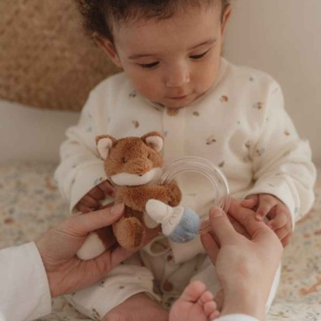 Pupazzetto neonato Little Dutch Volpe, un peluche doudou sensoriale perfetto per il primo compleanno o battesimo