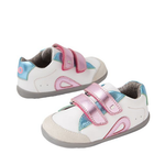 Profilo delle scarpe Bobux Step Up Blaze a pianta larga, perfette per i primi passi e la caviglia libera.