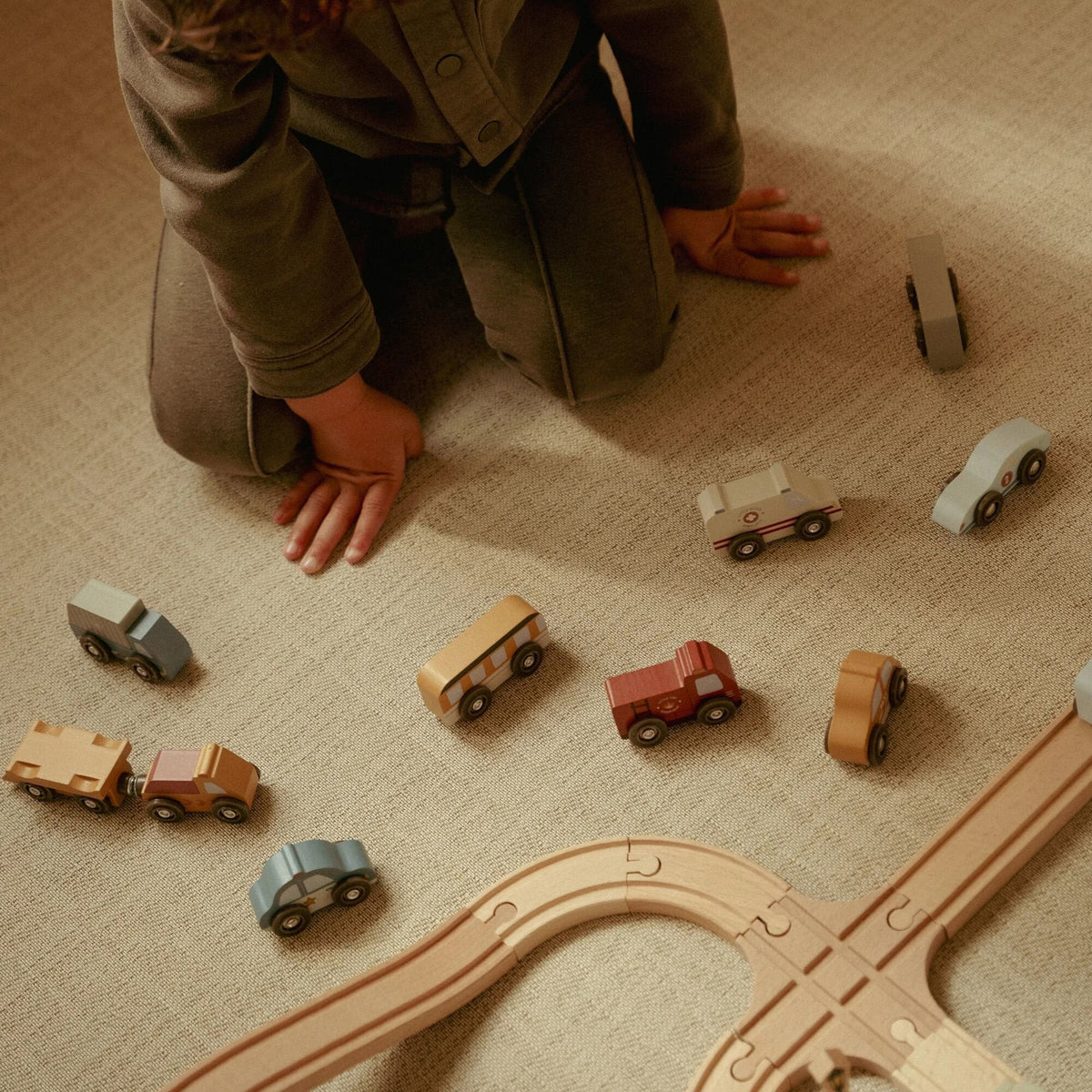 Giochi in legno per bambini: set veicoli Little Dutch