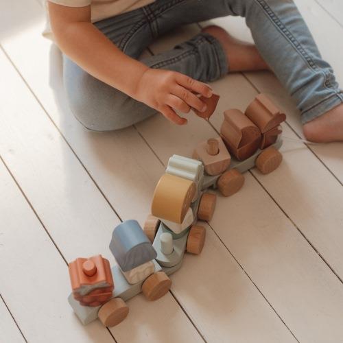 Trenino Little Dutch Forest Friends in legno FSC con 18 pezzi