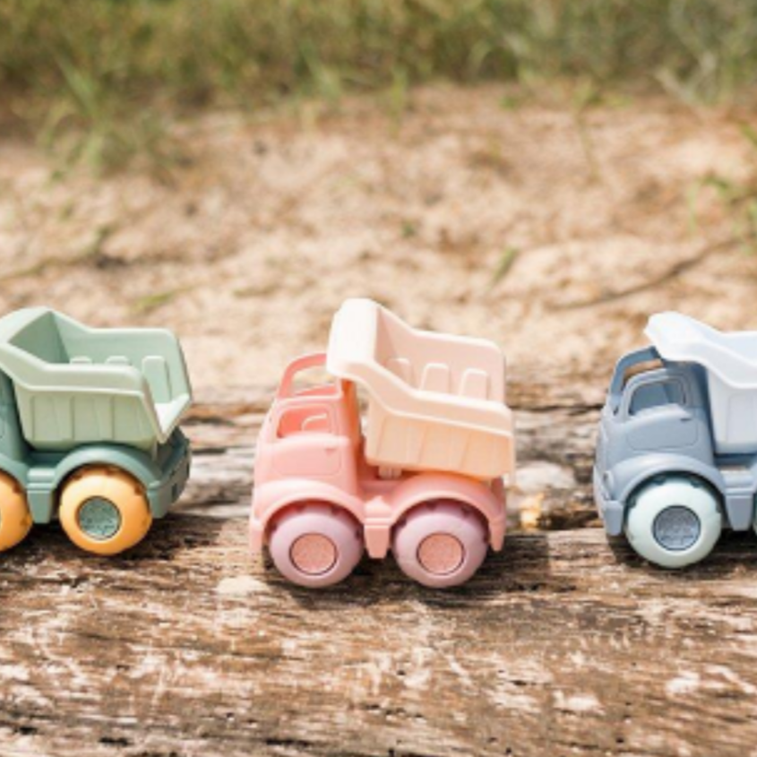 Kit Giochi Sabbia per Bambini: Stimola la Fantasia al Mare e al