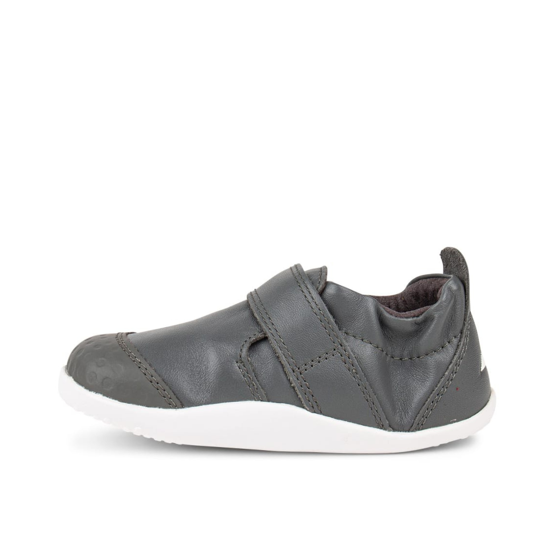 Ciabatte Bobux e scarpe primi passi per il comfort del tuo bambino.