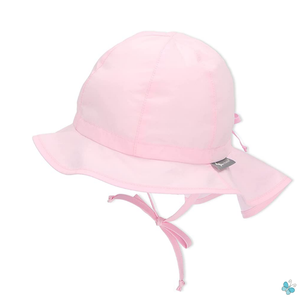 cappello estivo bambina in cotone rosa chiaro con tesa larga e cinturino regolabile.